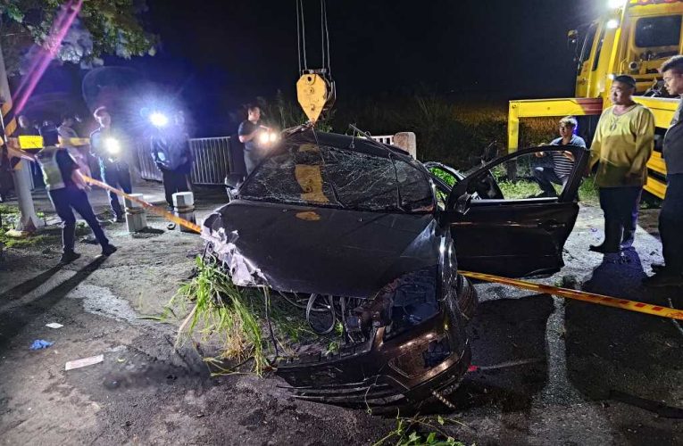 歡度生日遇死劫 自小客自撞電箱彈飛排水溝雙亡