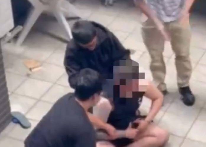 躲避查緝翻牆躲鄰宅 萬華警明察秋毫辣椒水伺候逮嫌